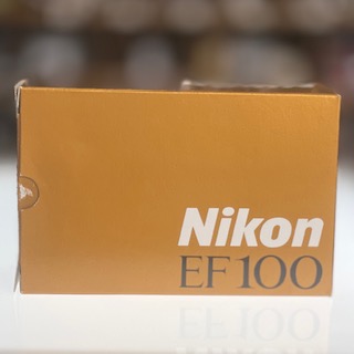 Nikon EF100 cámara de 35mm